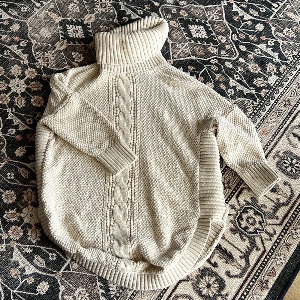 Beige/cream cowl neck Express sweater size Small